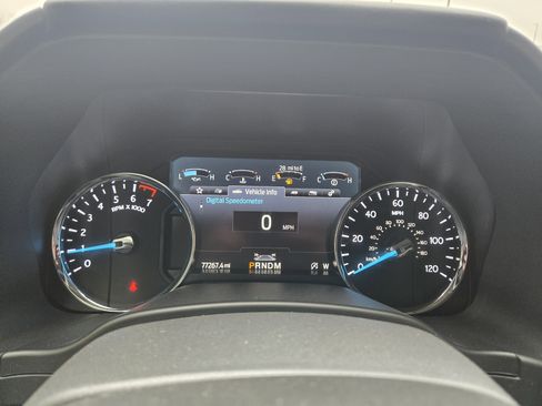 Certified 2021 Ford Expedition Platinum image 9