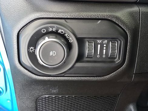 Used 2019 Jeep Wrangler Unlimited Sport S AWD/4WD image 21