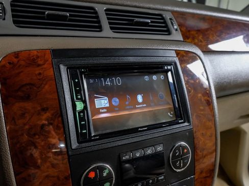 Used 2011 Chevrolet Silverado 1500 LTZ w/ LTZ Plus Package image 27