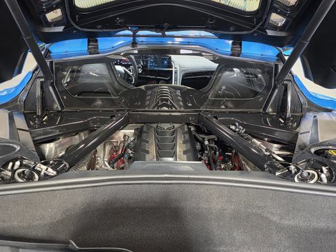 Used 2024 Chevrolet Corvette Stingray Preferred Cpe w/ Z51 Performance Package image 21