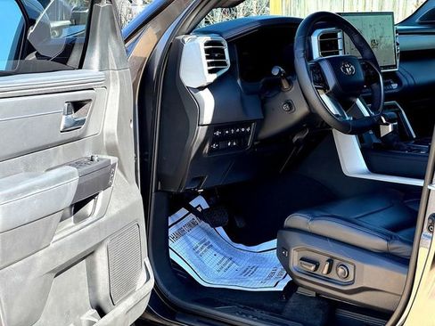 Used 2024 Toyota Tundra Platinum image 8