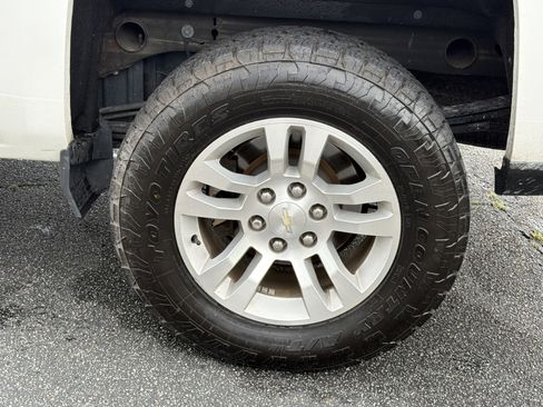 Used 2018 Chevrolet Silverado 1500 LT w/ All Star Edition RWD image 24