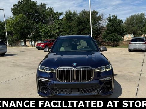 Used 2020 BMW X7 M50i w/ Dynamic Handling Package AWD/4WD image 2