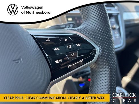 Certified 2023 Volkswagen Tiguan SE R-Line FWD image 17