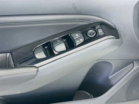 Used 2023 Nissan Altima 2.5 SL image 15