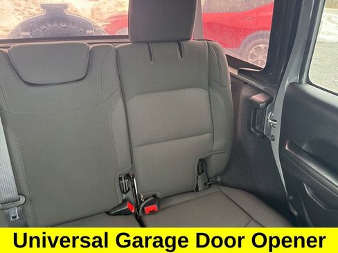 Used 2023 Jeep Wrangler Willys image 16