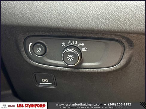 Used 2023 GMC Terrain SLE w/ Driver Convenience Package FWD image 27