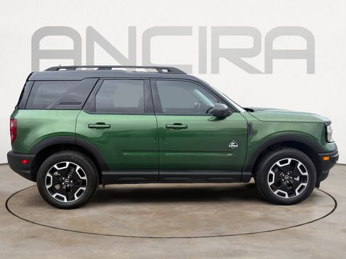 Used 2023 Ford Bronco Sport Outer Banks image 11