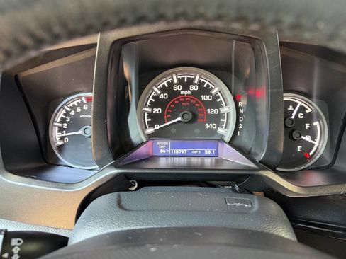 Used 2014 Honda Ridgeline SE image 24