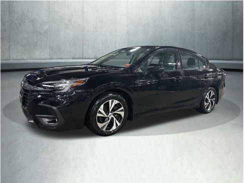 Used 2024 Subaru Legacy Premium AWD/4WD image 1