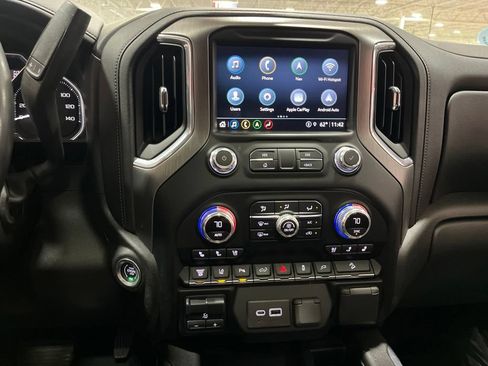 Certified 2021 GMC Sierra 3500 Denali w/ Denali Ultimate Package AWD/4WD image 30