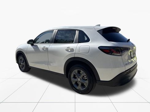 New 2026 Honda HR-V LX image 6