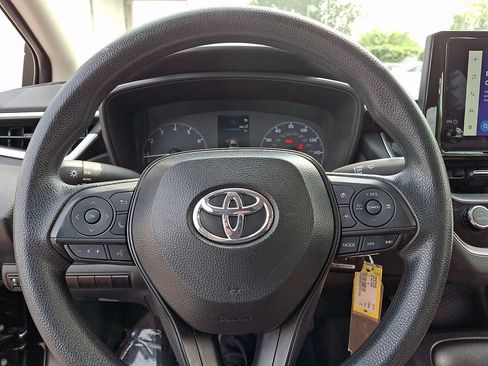 Certified 2025 Toyota Corolla LE FWD image 21