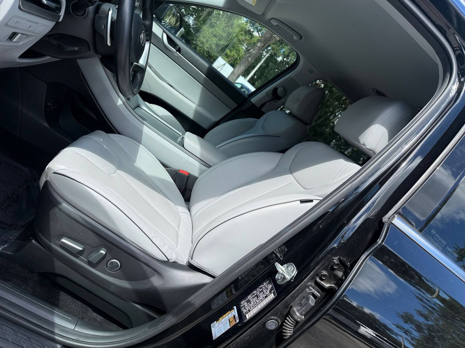Used 2025 Hyundai Palisade SEL FWD image 26
