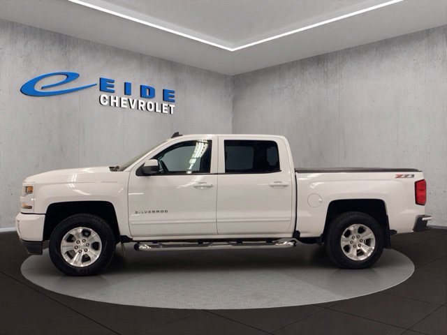 Used 2017 Chevrolet Silverado 1500 LT w/ All Star Edition AWD/4WD image 10