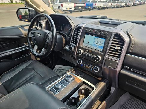 Used 2018 Ford Expedition Platinum AWD/4WD image 10