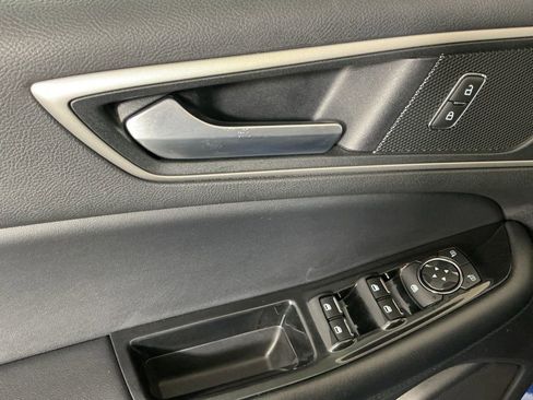 Used 2018 Ford Edge SEL w/ Equipment Group 201A image 19