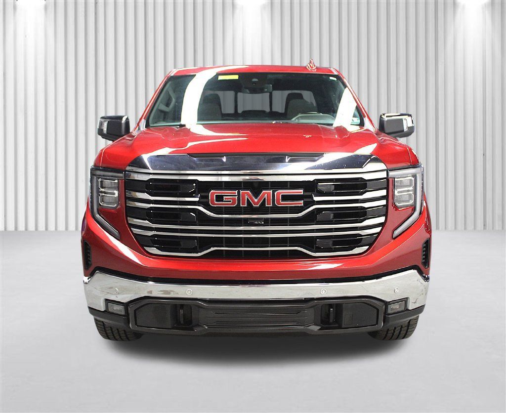 Used 2024 GMC Sierra 1500 SLT w/ SLT Premium Plus Package AWD/4WD image 47