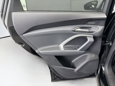 Certified 2025 Audi Q5 Premium Plus w/ Premium Plus image 25