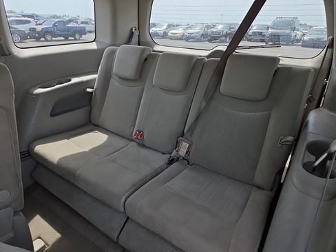 Used 2016 Nissan Quest SV FWD image 5