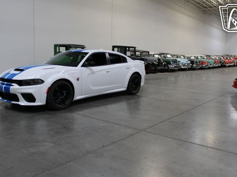 Used 2023 Dodge Charger SRT Hellcat image 3