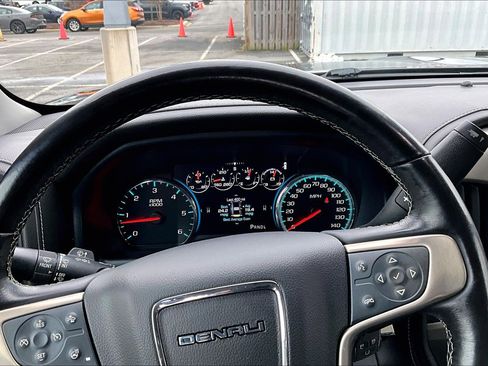 Used 2018 GMC Sierra 1500 Denali w/ Denali Ultimate Package image 25