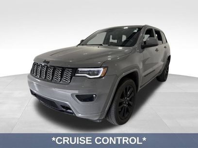 Used 2022 Jeep Grand Cherokee Altitude
