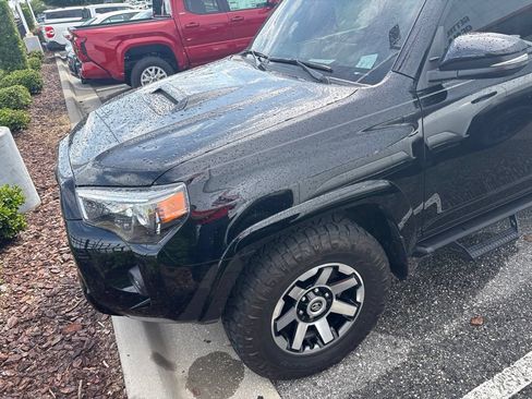 Used 2023 Toyota 4Runner TRD Off-Road Premium w/ Moonroof Package AWD/4WD image 3