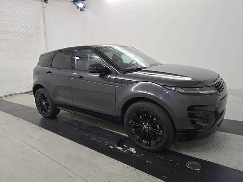 Used 2024 Land Rover Range Rover Evoque Dynamic SE AWD/4WD image 3