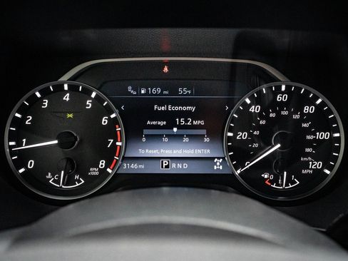 Used 2024 Nissan Titan SV w/ SV Bronze Edition Package image 27