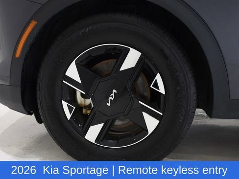 Used 2026 Kia Sportage LX FWD image 6