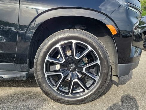 Used 2021 Chevrolet Tahoe RST w/ Luxury Package RWD image 6