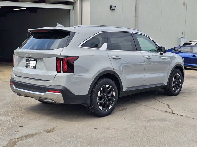 Used 2025 Kia Sorento S w/ Panoramic Sunroof Package FWD image 8