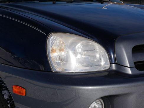 Used 2005 Hyundai Santa Fe GLS image 16