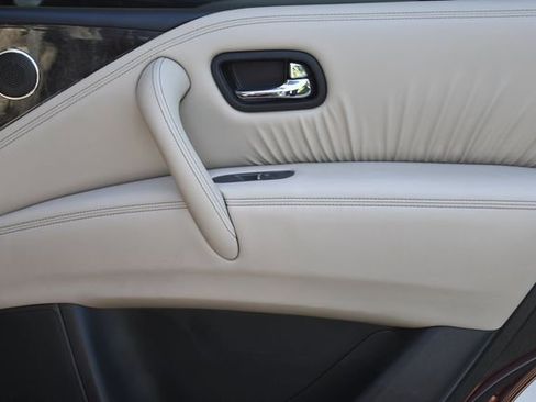 Used 2024 Nissan Armada Platinum w/ Captain's Chairs Package RWD image 30