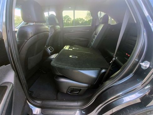 Used 2019 Kia Sorento EX image 31