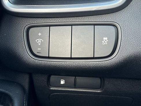 Used 2020 Kia Sorento LX image 20
