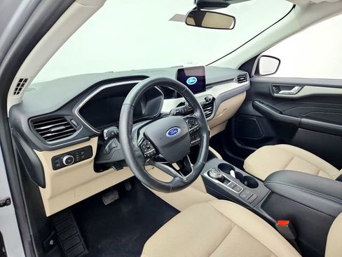 Used 2021 Ford Escape SEL w/ Technology Package image 16