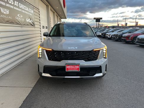 New 2026 Kia Sorento S image 2