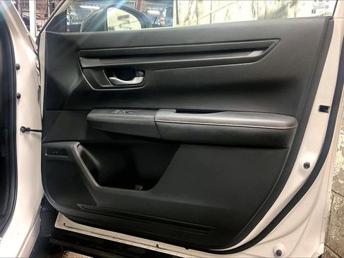Used 2024 Honda CR-V Sport image 22