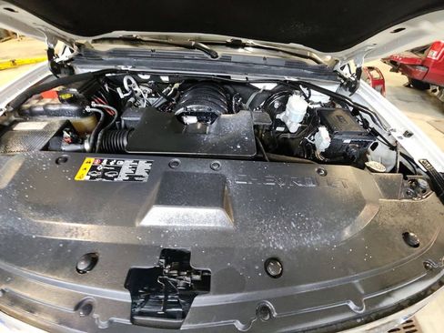 Used 2019 Chevrolet Tahoe LT w/ Luxury Package image 27