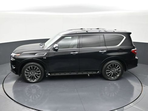 Used 2021 Nissan Armada Platinum w/ Captain's Chairs Package RWD image 13