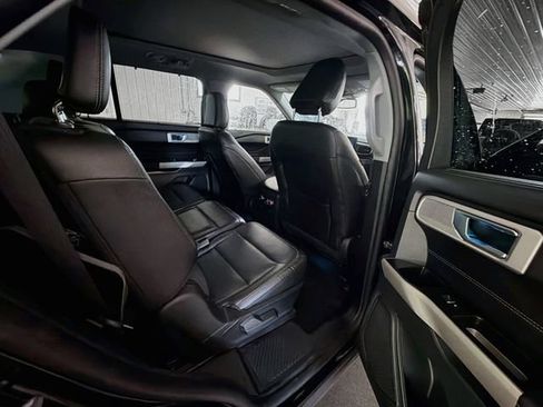 Used 2022 Ford Explorer Limited AWD/4WD image 11