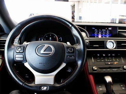Used 2016 Lexus RC 200t image 28