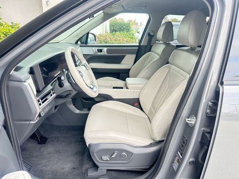 Used 2025 Hyundai Santa Fe SEL image 29