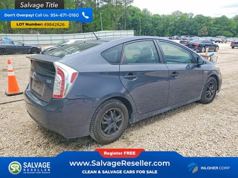 Used 2014 Toyota Prius Two FWD image 4