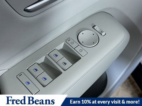 New 2026 Hyundai Kona SEL Premium image 16