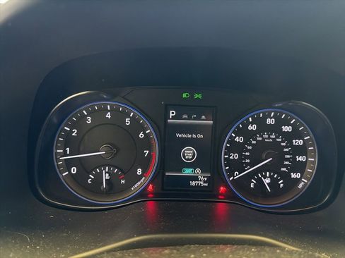 Used 2023 Hyundai Kona SEL w/ Convenience Package image 3