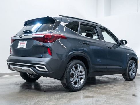 Used 2021 Kia Seltos S image 9