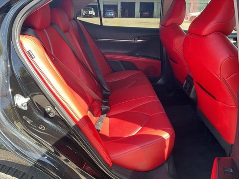 Used 2022 Toyota Camry XSE image 27